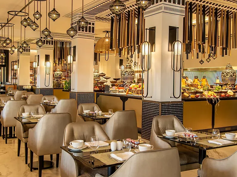 restaurant.webp