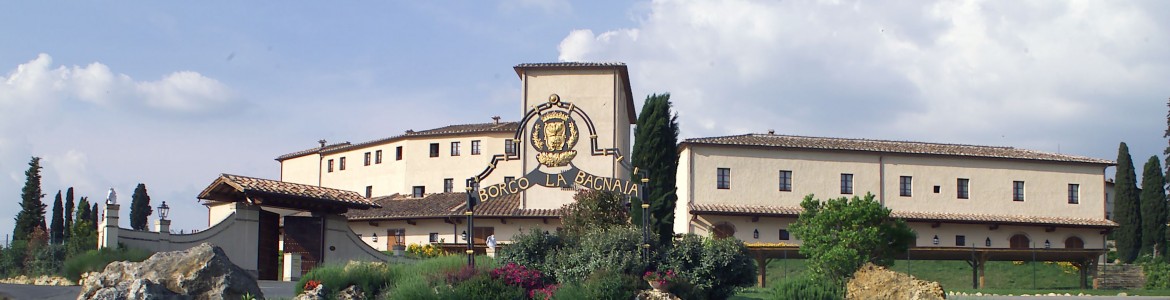 ingresso-borgo-la-bagnaia