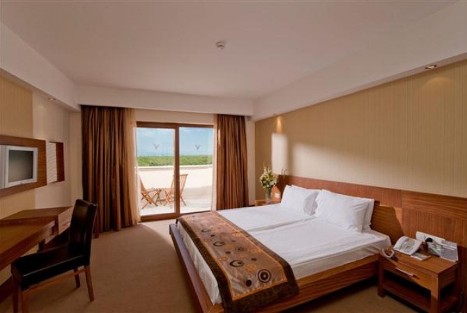 main-building-sea-view-standart-room-01