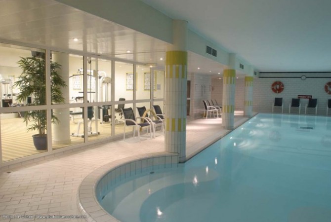 120dch-i-piscine-interieure