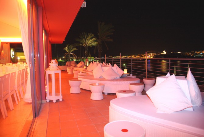 tivoli-marina-portimao-restaurante-bar-aqua-lounge-3