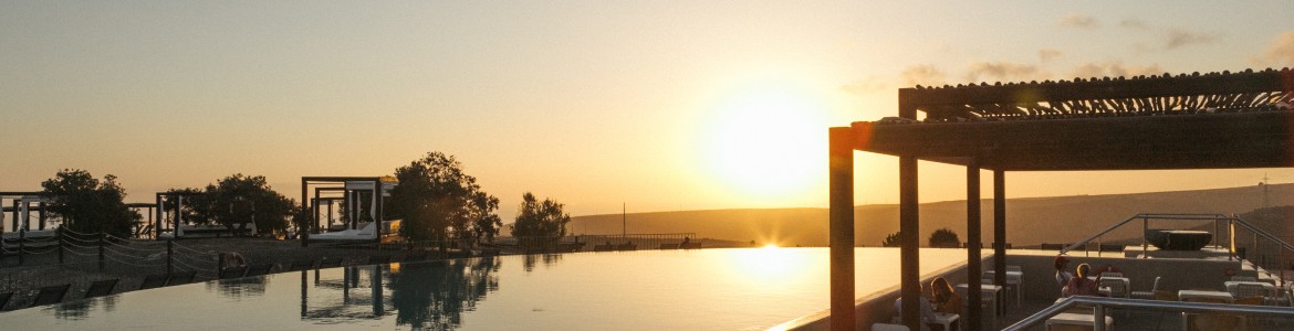 salobrehotelresort-serenity-infinitypool-1