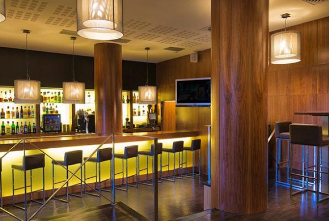 35meliagolfvichy-bar