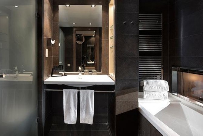 20bmeliagolfvichy-premiumbathroom